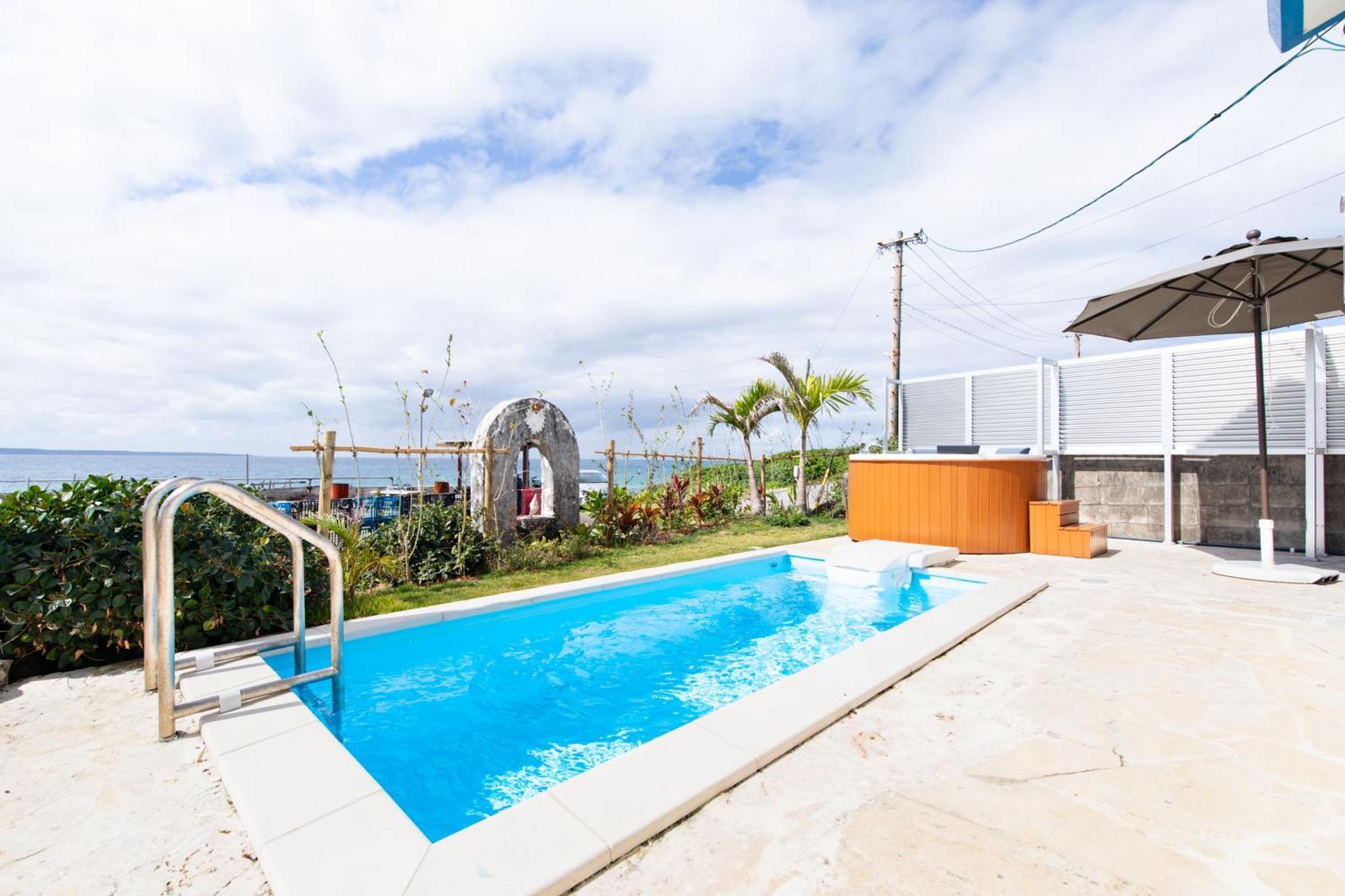 Crystal Villa Ikema Miyakojima  Exteriör bild